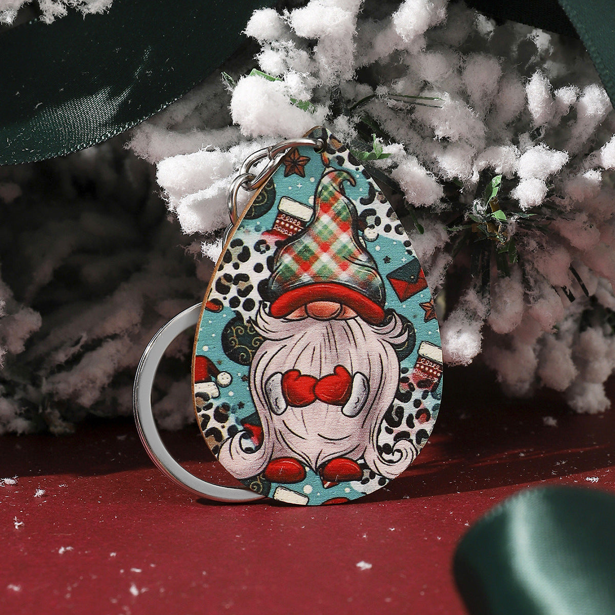 Wholesale Wooden Water Drop Christmas Keychains